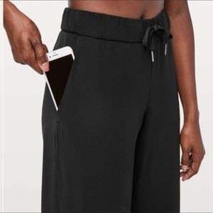 On the fly Lulu wide leg trousers